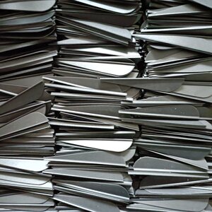 Archery equipment 2.5 inches/3 inch plastic arrow feather droplet -type arrow feather glass fiber, wooden arrow, aluminum arrow carbon arrow feathers
