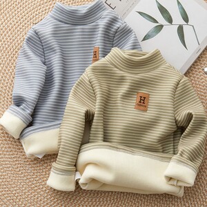 Children's fleece base shirt new style medium and large children's half turtle neck warm autumn and winter baby tops for boys and girls long-sleeved T-shirts
