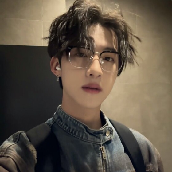 
Sven half-frame glasses men's myopia degree can be matched with large face, non-face anti-blue light men's black frame eye lens frame