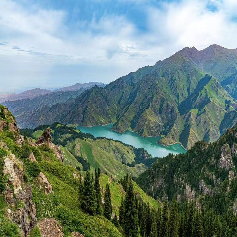 新疆旅游天山天池吐鲁番火焰山葡萄沟坎儿井拼车纯玩2日跟团游