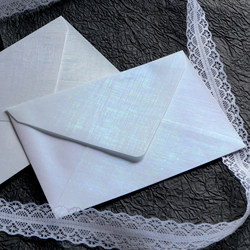 Flowing Iridescent Letter Paper with a High-End Feel, Gradient Laser Paper for Handwritten Letters, Love Letters, and Confession Notes for Boyfriend or Girlfriend