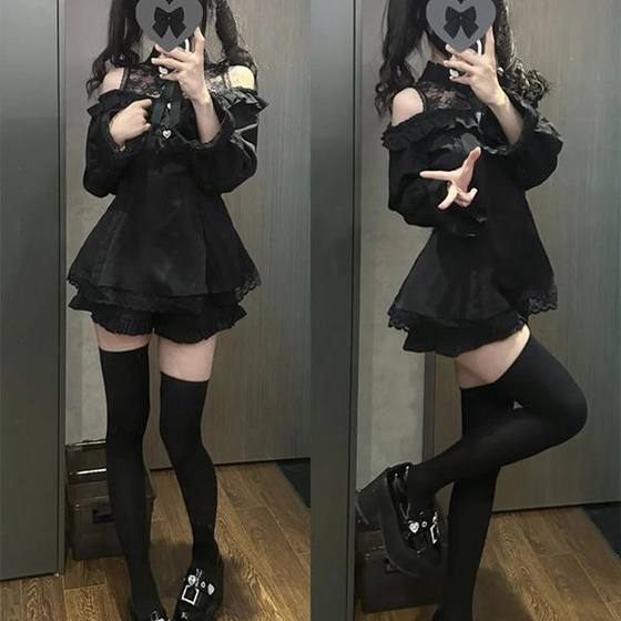 
College style dark jk suit women's autumn new lace spliced ​​flared sleeve dress high waist shorts two-piece set