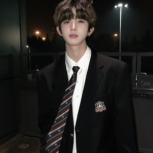[Assassination] Original Genuine DK Uniform Badge Jacket Jacket Japanese Student Two Caps West Server Set Men