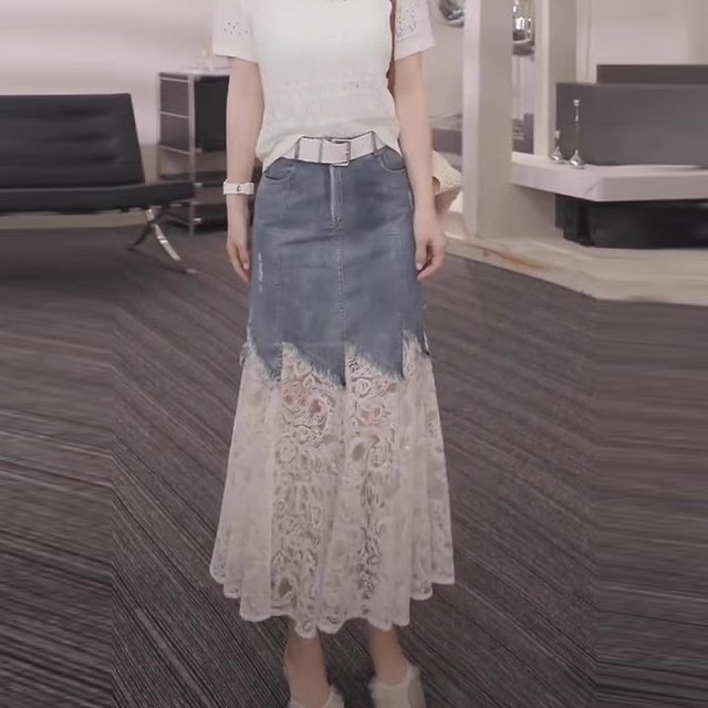 European lace spliced ​​denim skirt for women in 2025 summer hot high waist irregular fake two-piece midi skirt
