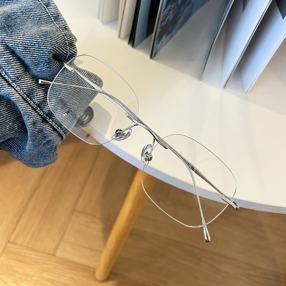 
Xu me dazzling Zhao Lusi's same rimless glasses for female Xu Yan who is short-sighted and can be equipped with prescription frames pure titanium eye frames