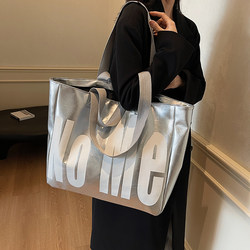 Large Capacity Tote Bag, Large Bag, 2025 New Style, Hand-Held Luggage Bag, Short Trip Travel Bag for Women, High-End Bag