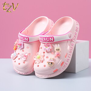 
Labubu children's hole shoes girls slippers summer new style indoor non-slip girl cute baby beach sand mopping