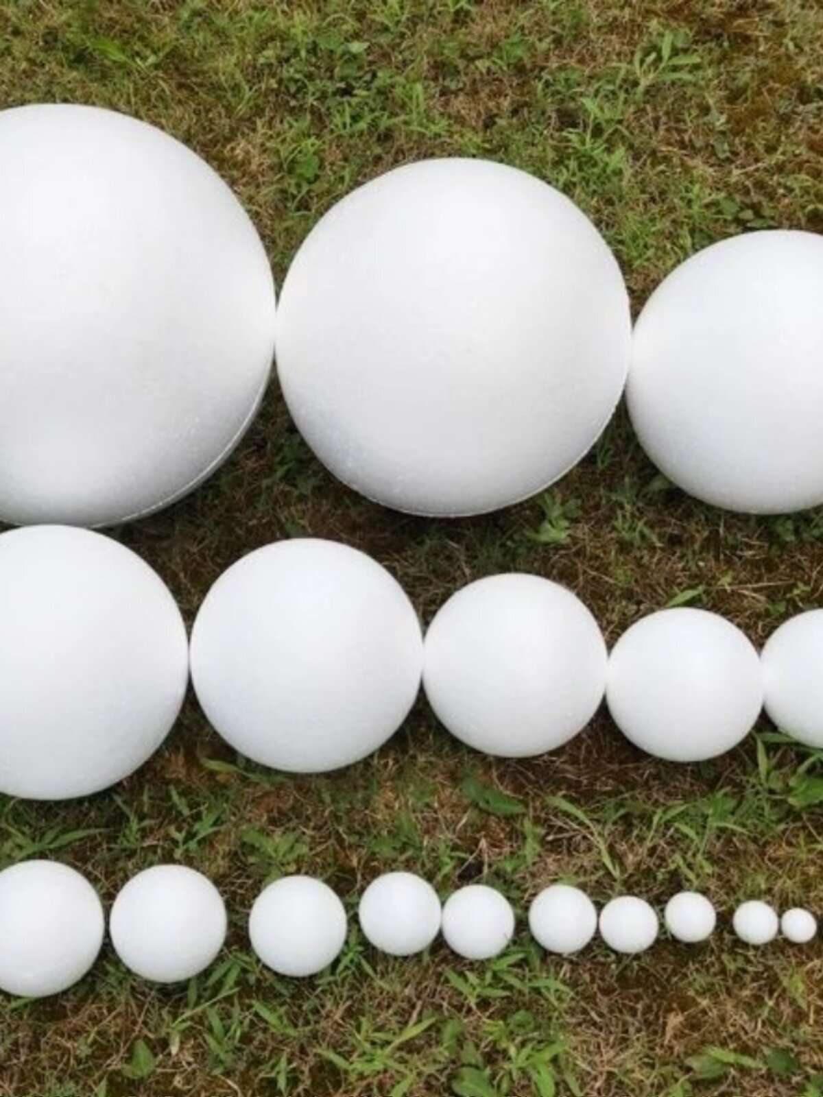 Foam Ball - White Solid Craft Spheres for DIY & Decoration