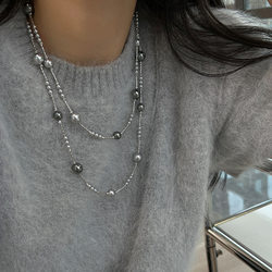 A Multi-Wear Long Necklace with Mixed-Color Pearls and Baby's Breath, Women's Light Luxury High-End Fashion Versatile Choker Sweater Chain