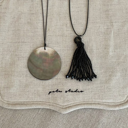 Simple Shell Large Disc Beaded Tassel Pull-String Black Rope Necklace for Women, Unique, Exquisite, Fashionable Choker Collarbone Chain