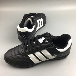 Foreign trade specialty football shoes male broken nail children's elementary school girls short nail training shoes anti -slip and wear -resistant competition sneakers
