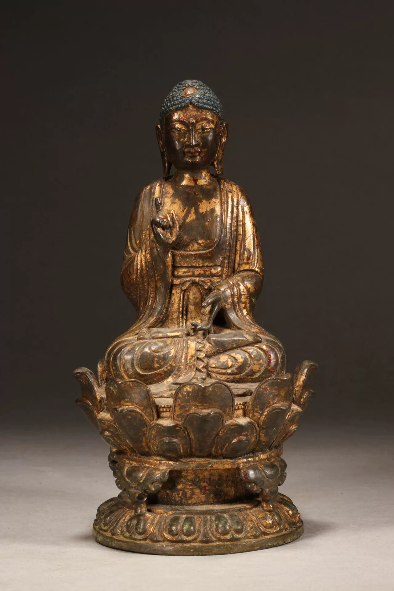 古びた蔵『明 大明永年施 古銅彫 塗金釈迦牟尼仏造像』