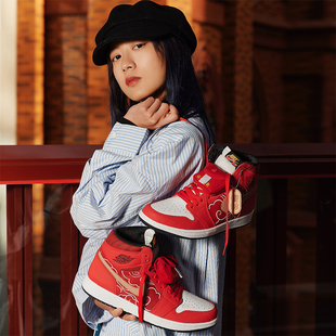 Nike限定祥云红色篮球鞋