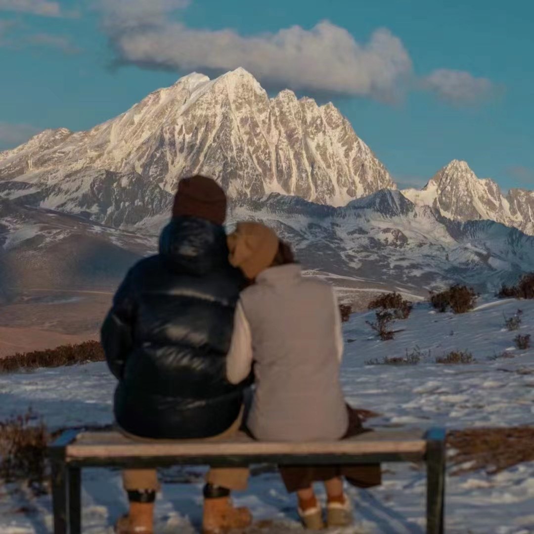 成都周边川西跟团游四姑娘山鱼子西贡嘎雪山姑弄村木格措3日2-8人