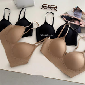 
Summer 2601 comic girl with big breasts and U-back bra gathers sexy deep V single-breasted multi-wear French and American back bra