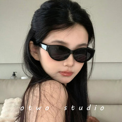 Korean Style Spicy Girl Cat-Eye Sunglasses for Women, High-End 2026 New Retro Sunglasses, Uv Protection, European and American Trendy Cool Style