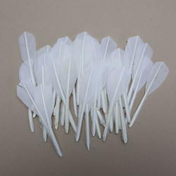 Free shipping natural badminton pieces goose feather white feather clothing accessories DIY handmade jewelry accessories materials 50 pieces