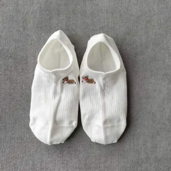 
Boneless seam head combed cotton thin women's socks low cut shallow mouth milk white animal cartoon embroidery short socks