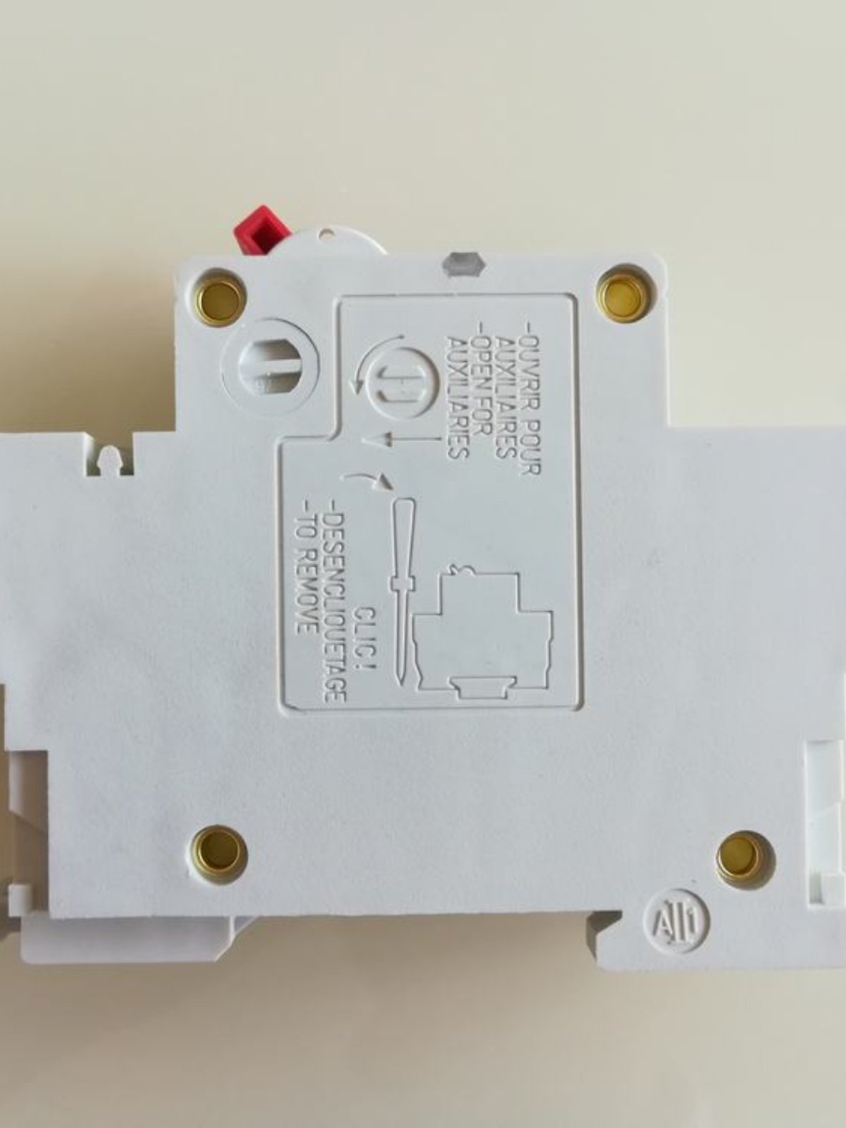Ynbnc 250A DC Circuit Breaker - High Voltage Protection Switch