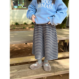 
2025 Winter Girls Korean Style Lazy Style Casual Thickened Nine-Point Pants Medium and Large Children's Striped Warm Knitted Wide-Leg Pants
