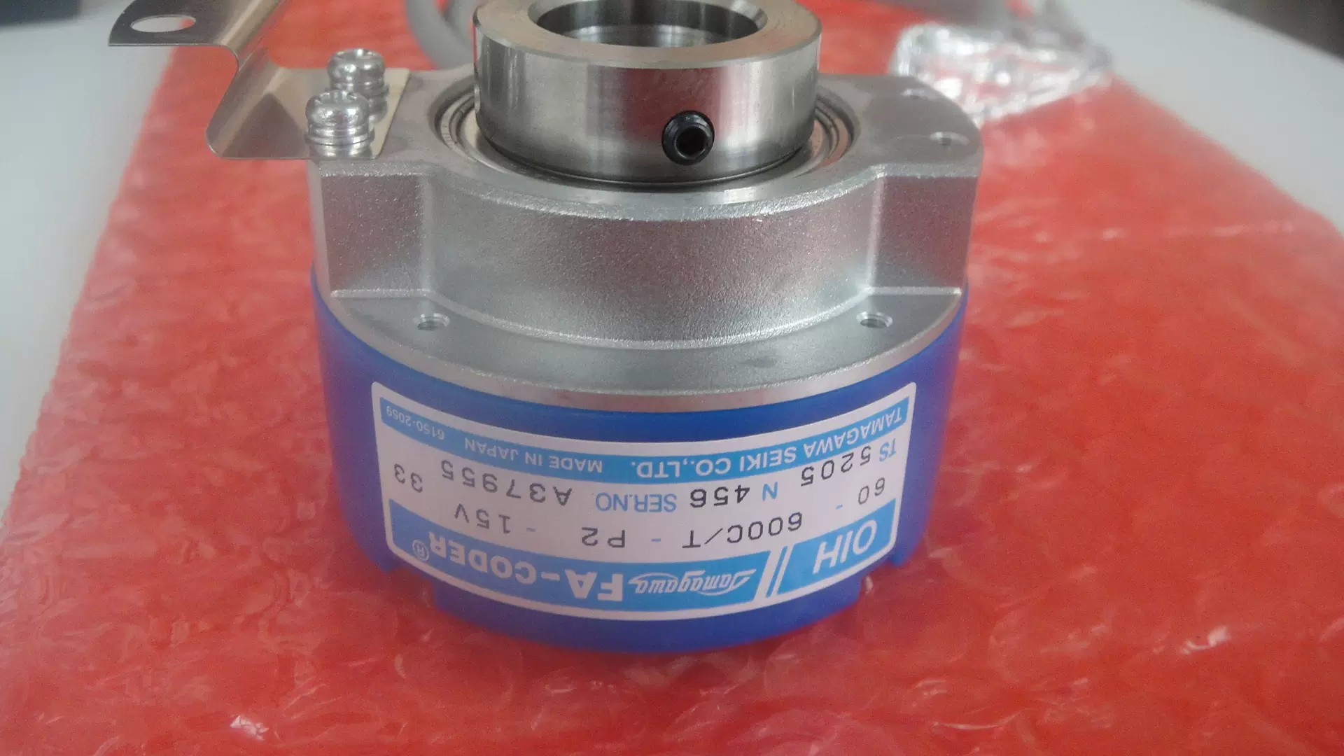 1つの新しいRVI58N-032AAR61N-01024 RVI58N-032AAR61N-50000 - RVI58系列增量式编码器- 增量式编码器- 编码