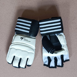 Taekwondo Half-Finger Gloves, Men's and Women's Boxing Gloves, Black and White, Professional Training Straps, Sanda Fighting Hand Protection, Sports