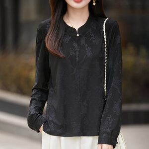 Black Chinese-style bottoming shirt for women, thin new Chinese style shirt, long-sleeved autumn and winter fashionable knitted satin top