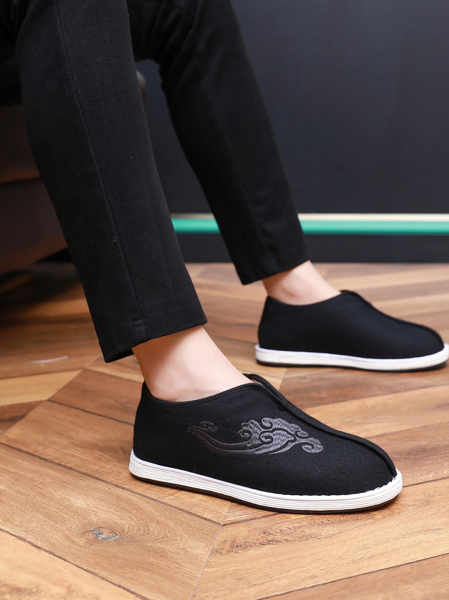 老北京布鞋男冬季加绒保暖千层底老头棉鞋防滑软底薄绒中式云洒鞋