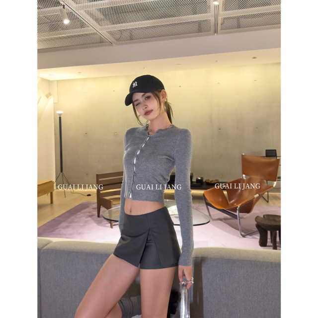 Sports skirt for women in spring American hot girls anti-exposure low waist short slit slim A-line suit hip skirt