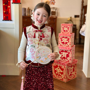 
Gardenia's Growth Notes Children's Clothing Girls' National Style Suit Vest 2025 Winter Children's New Chinese Style Quilted New Year's Top