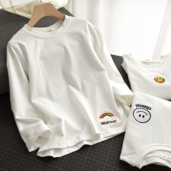 Basic white T -shirt Children's pure cotton long -sleeved top boys and girls embroidered round neck shirt spring autumn new children's clothing
