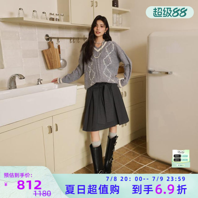 Three Quarters 24 Autumn and Winter A-line wool high waist pleated skirt Yintai Department Store boutique 301355