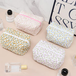 Fabric floral cosmetic bag travel skin care product storage zipper small fresh storage bag soft bag toiletry bag