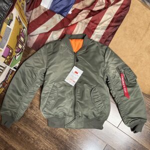 Loose version of the ribbon Nissan MA1 Sky Wing Flying Server Deloma clothing men's and women couple baseball uniform cotton jacket
