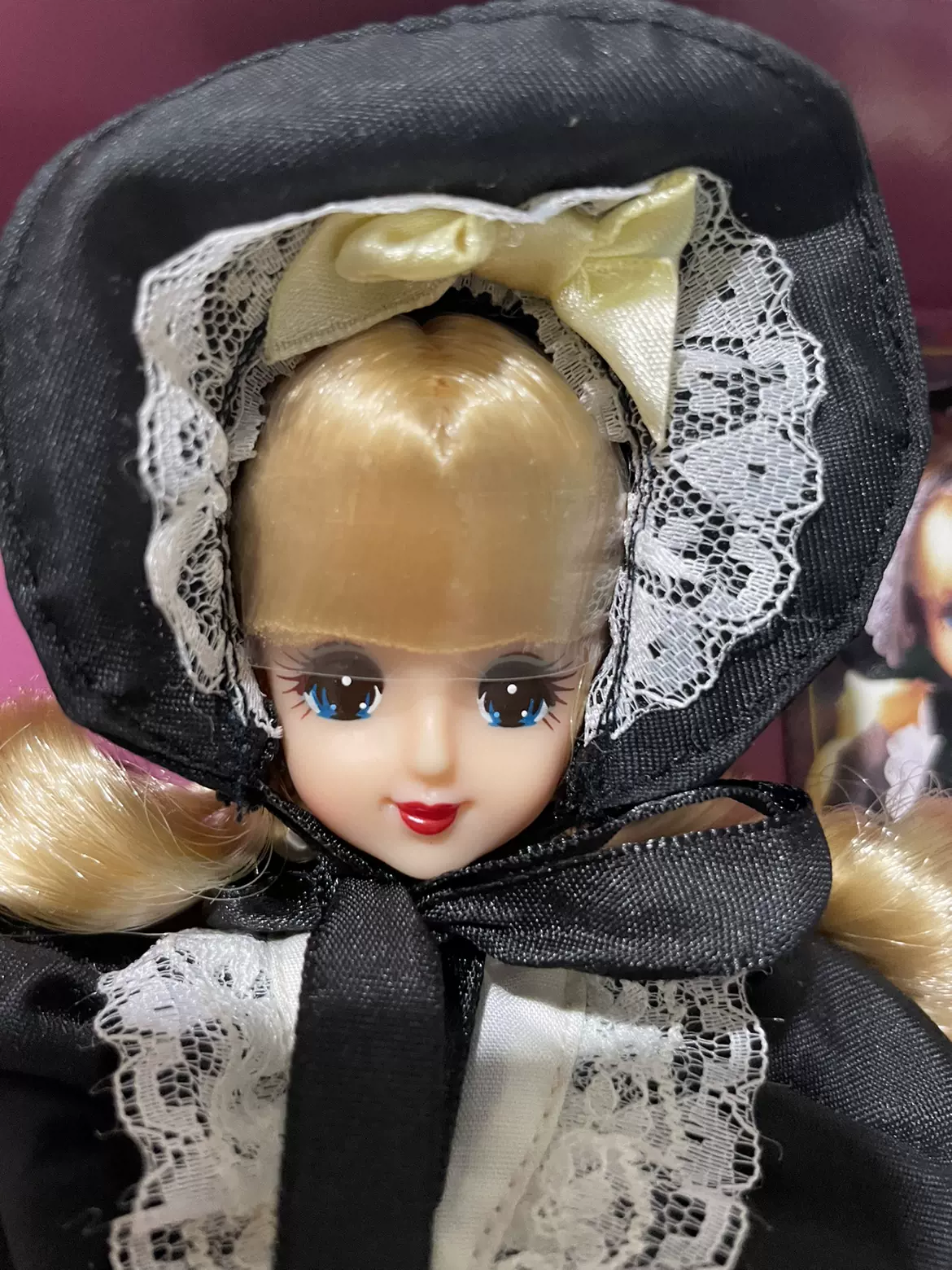 JENNY 珍妮娃娃（日產） 哥特風紅脣維多利亞