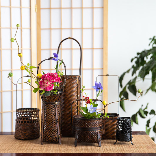 エスニック アジアン 竹細工 竹籠 花籠 竹筒 花瓶 花器 花入れ 花立 花生け 生け花 オブジェ