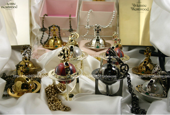 Vivienne Westwood 09 Extremely Rare Japanese Limited Edition