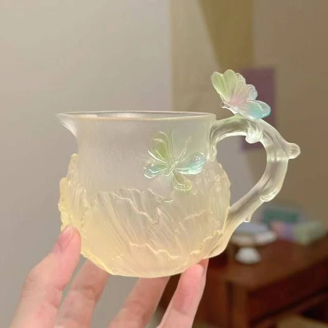 
Fairy Glazed Fairy Cup Butterfly Love Flower Ancient Method Glazed Ice Transparent Gradient Butterfly Fairy Cup Tea Room Desktop Ornament
