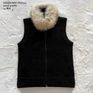 WEIQIN Wool1oo% Everything can be matched with, hair collar, beautiful woman wearing wool warm horse clip on both sides
