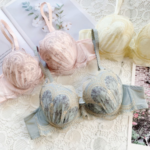 
Japanese elegant embroidery girl fresh disc chest steel ring gathered thin cup big breast women's bra GHI cup