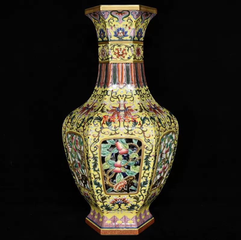 中国清代乾隆年制人物天球花瓶 古董品 年代物 中国清代乾隆年制人物天球花瓶 古董品 年代物 - メルカリ