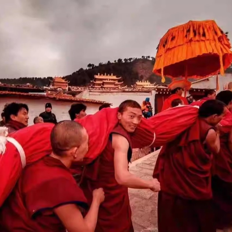 小团2026年阿坝甘南8日郎木寺晒佛碌曲亮宝法会拉卜楞寺莲宝叶则 - 定制游预订