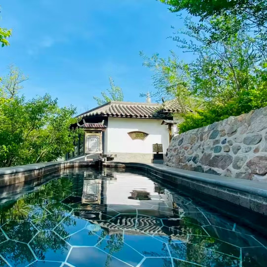 【畅享】唐山香格里拉大酒店城景大床房2天1晚+海洋馆+汤泉宫