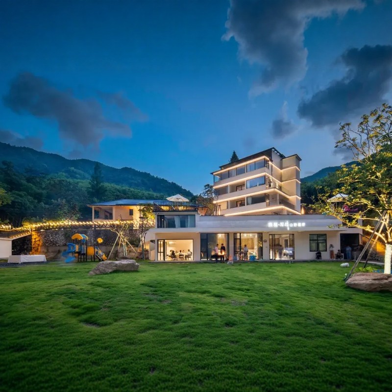 【安吉双宿,栖心竹海】3天2晚安吉见吾乡·清水谷或奈栖深隐+中国大竹海 - 定制游预订