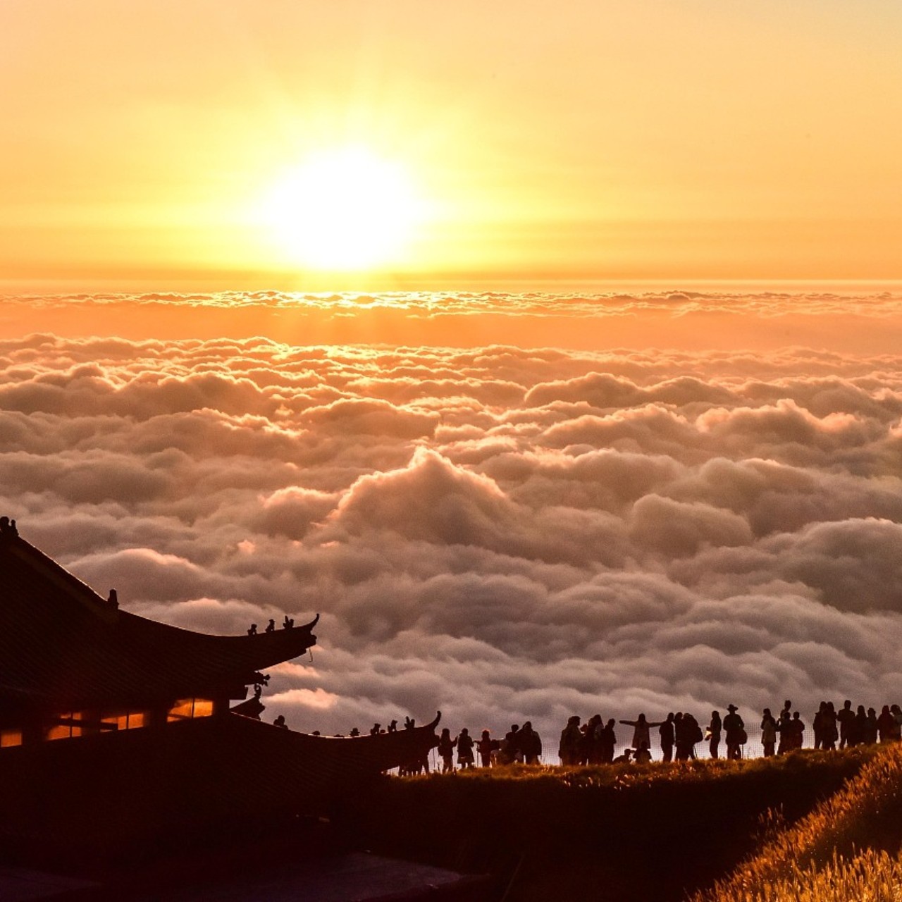 爆款【高铁往返3天】萍乡武功山+金顶+绝望坡+发云界+云海日出