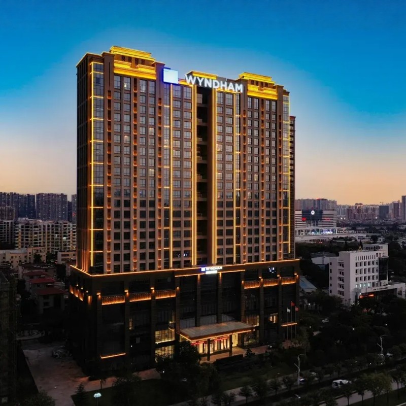 【宿温德姆 北海自由选】2天1晚广西北海温德姆酒店+赶海|贝雕博物馆|海底世界任选 - 定制游预订