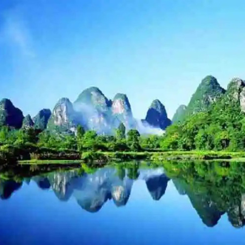 广西桂林+阳朔+南宁+崇左德天瀑布+百色+北海涠洲岛8天7晚包车游