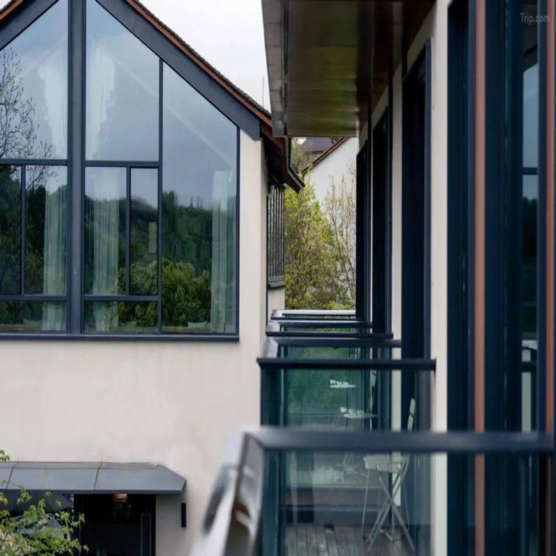 大乐之野(千岛湖店)1-2晚+双早+欢迎水果+围炉煮茶/双人游船+双人qi行/手工体验