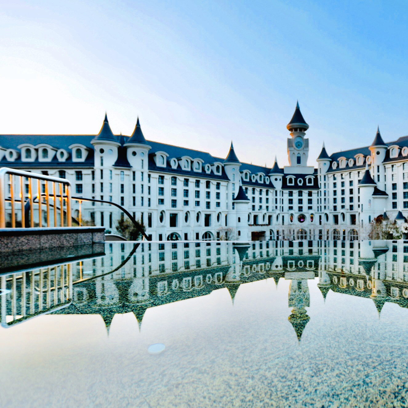 安吉银润锦江城堡酒店2晚+早餐+hellokitty乐园门票2日无限次入园