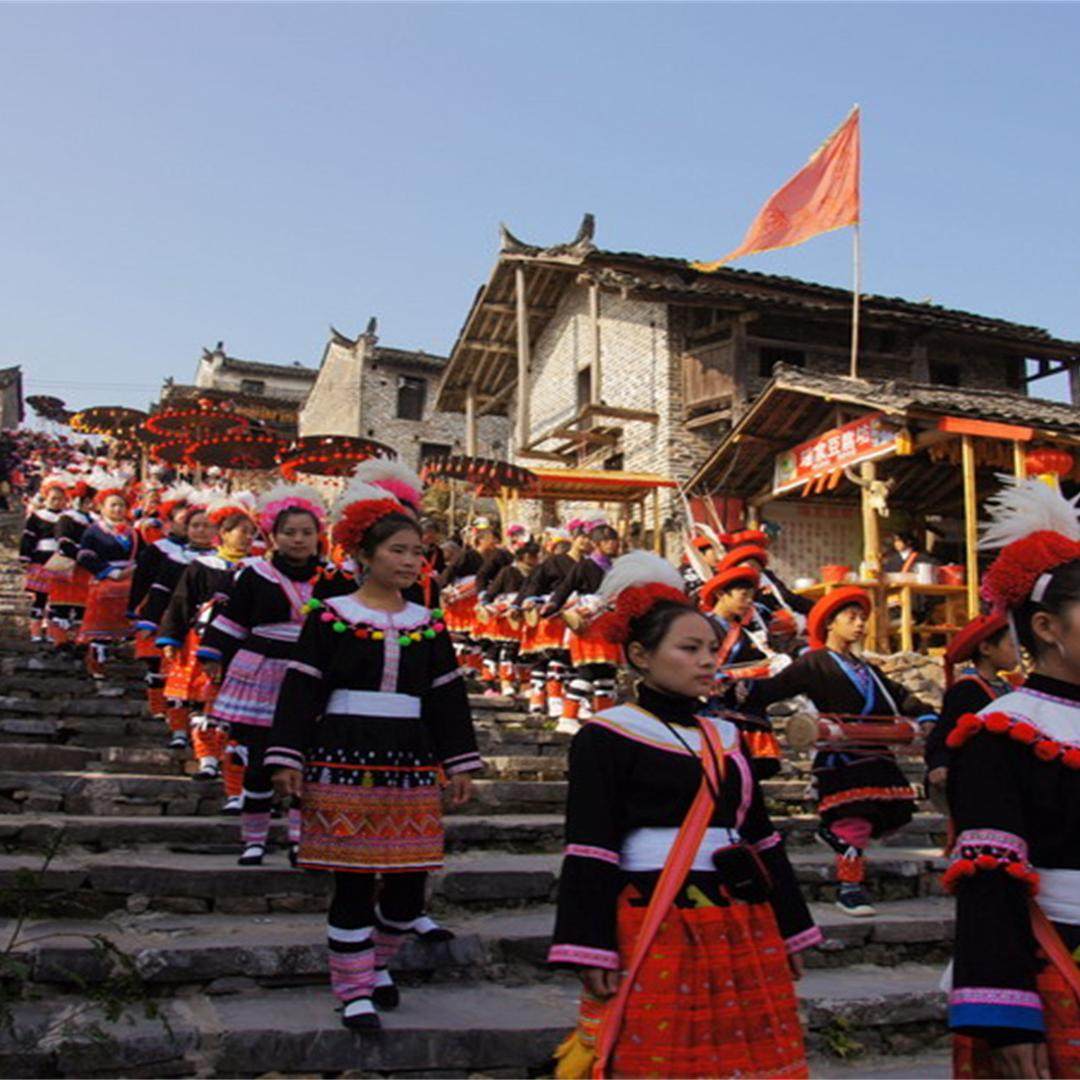 广东清远2天1晚酒景度假千年瑶寨当地民宿景区 - 定制游预订